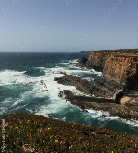 Acantilado en Zambujeira Portugal