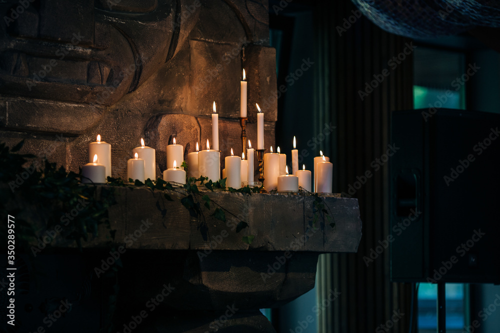 Obraz premium candles and church
