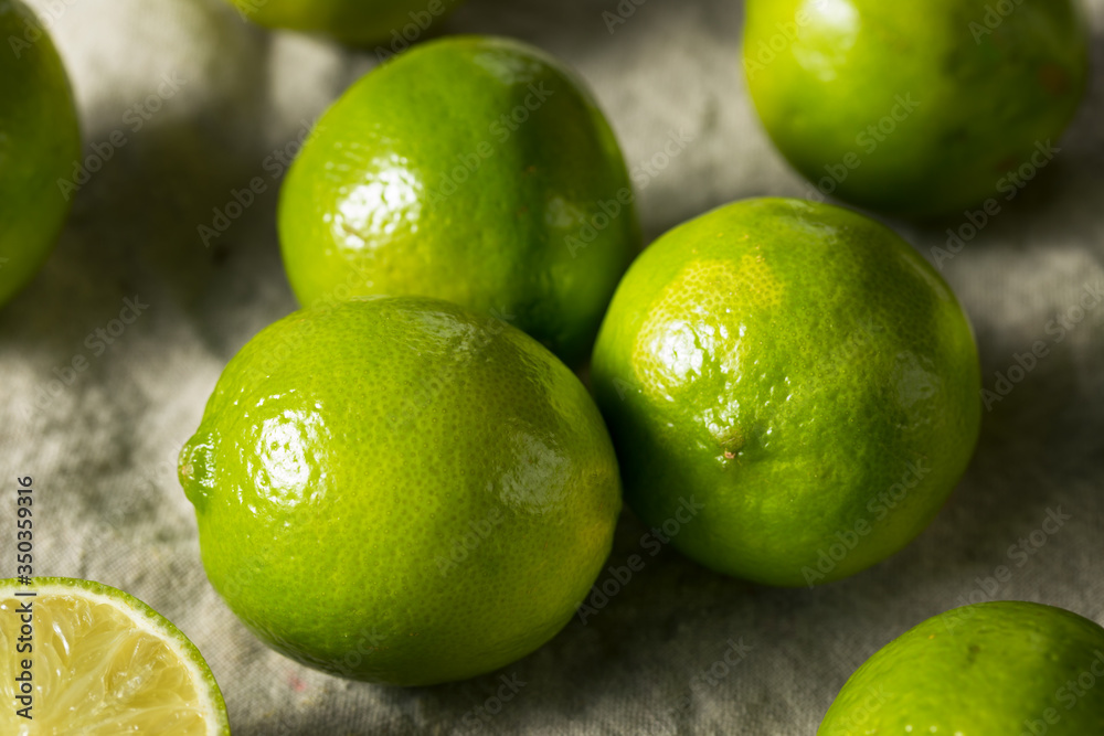 Raw Organic Green Limes Raw Organic Green Limes