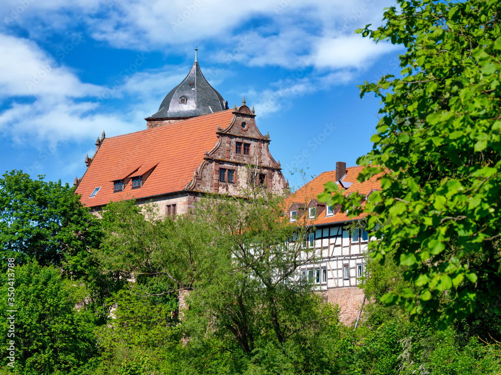 Obraz premium Altstadtszene und Hinterburg Schlitz, Oberhessen