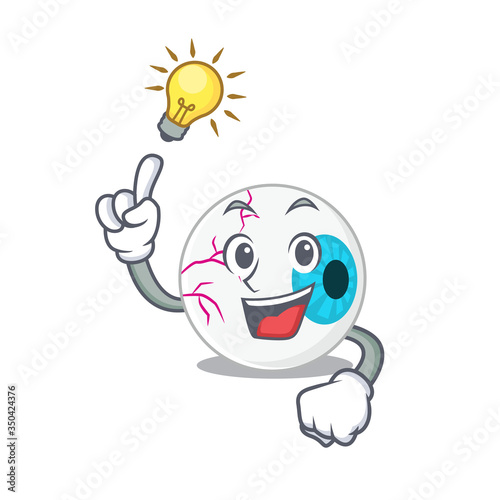 Mascot character of smart eyeball has an idea gesture