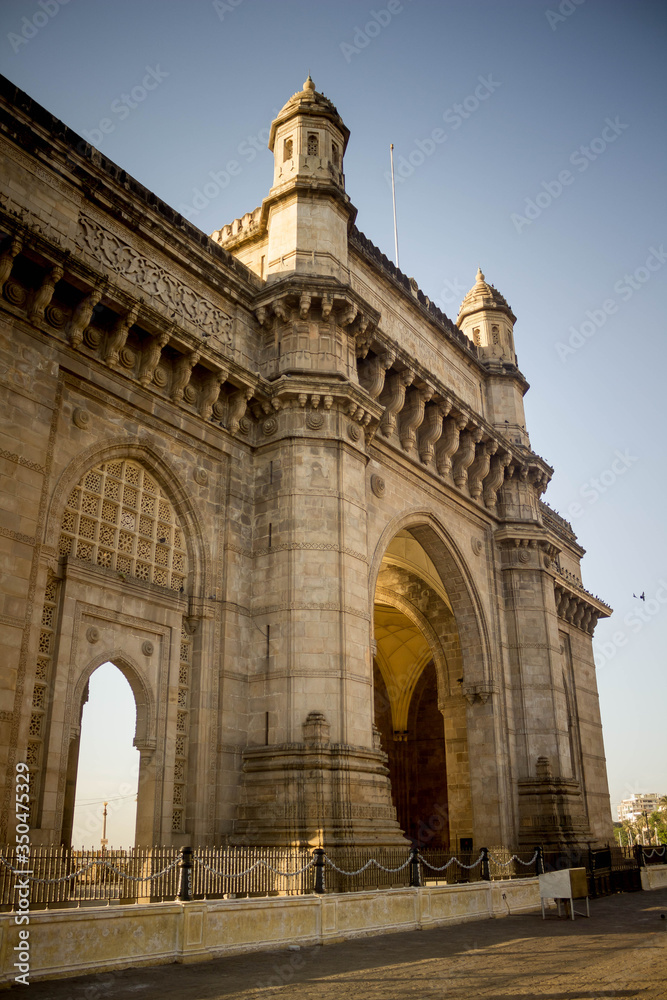 india gate of india