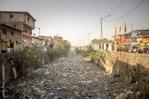 pollution in the river in mumbai
