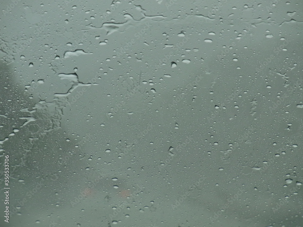 雨粒 雨粒