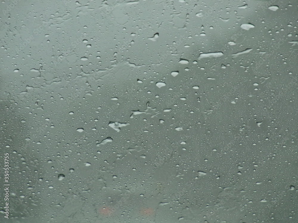 雨粒 雨粒