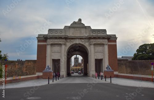 Menenpoort in Ypres, Belgium