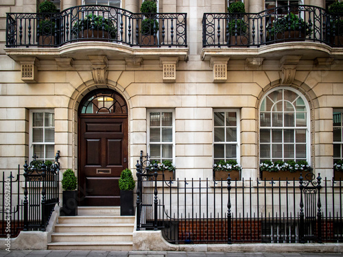 Upmarket Georgian house in Mayfair, London