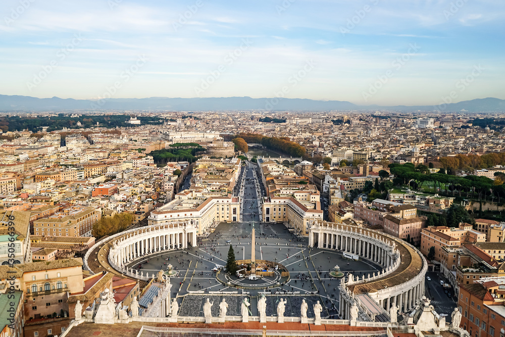 Piazza San Pietro against blue sky in Vatican City - obrazy, fototapety, plakaty 