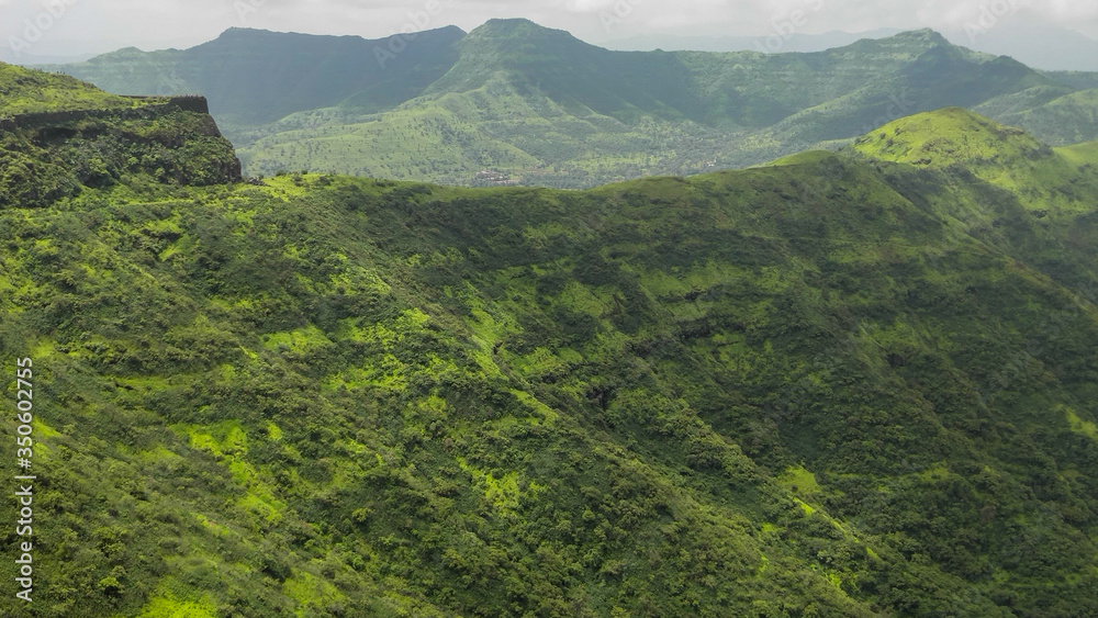 Obraz premium Mountains in monsoon