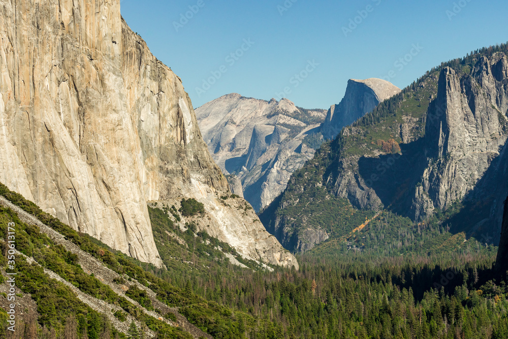 Yosemite National Park with El Capitan, Cathedral Rocks and the Half Dome in the background