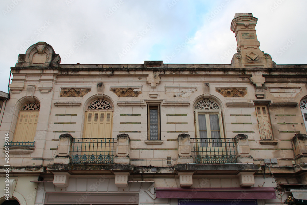 Obraz premium flats building in arcachon (france)