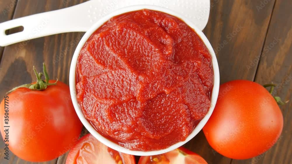 Tomato paste in a bowl.
