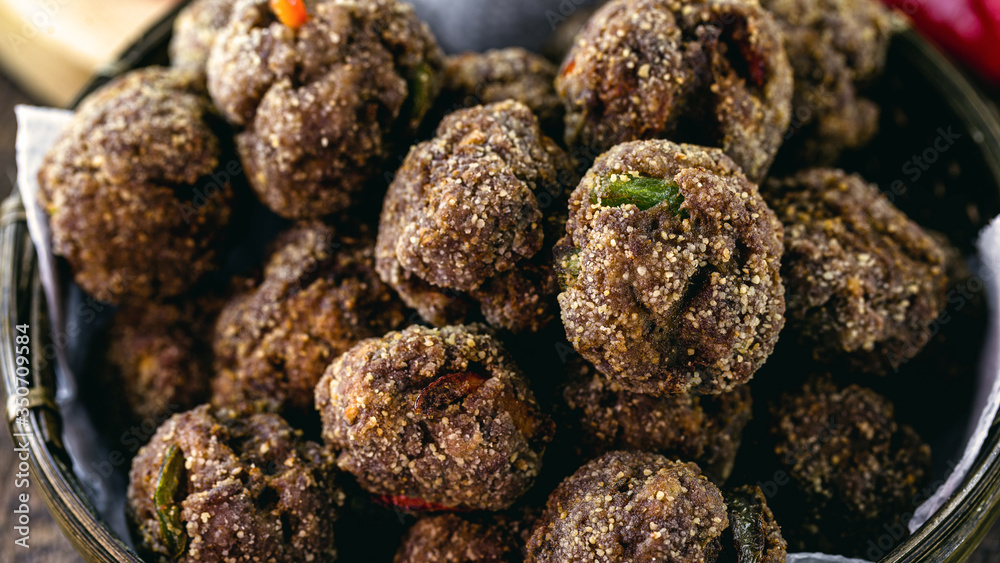 Homemade and organic vegetarian meatballs, with fiber and chopped vegetables. Tasty vegan food. Homemade and organic vegetarian meatballs, with fiber and chopped vegetables. Tasty vegan food.