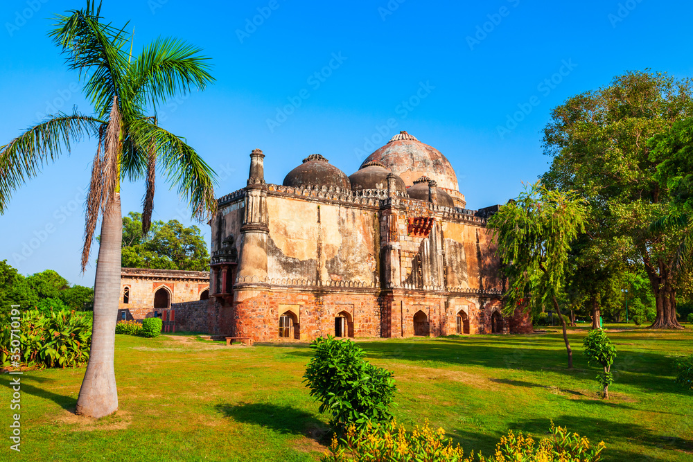 Bara Gumbad Mosque, Lodi Gardens, Delhi