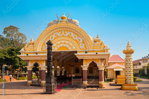 Shri Mahalaxmi Temple in Ponda photo