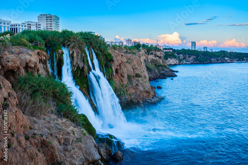 Fototapeta Naklejka Na Ścianę i Meble -  Duden waterfall park in Antalya