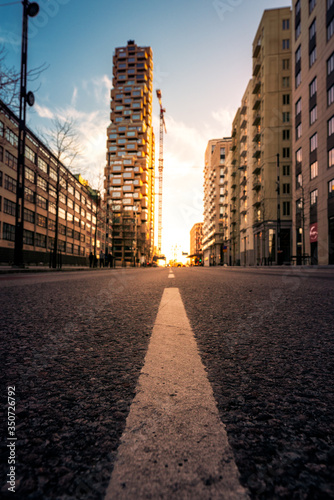Canvas Print Beautiful sunset street art