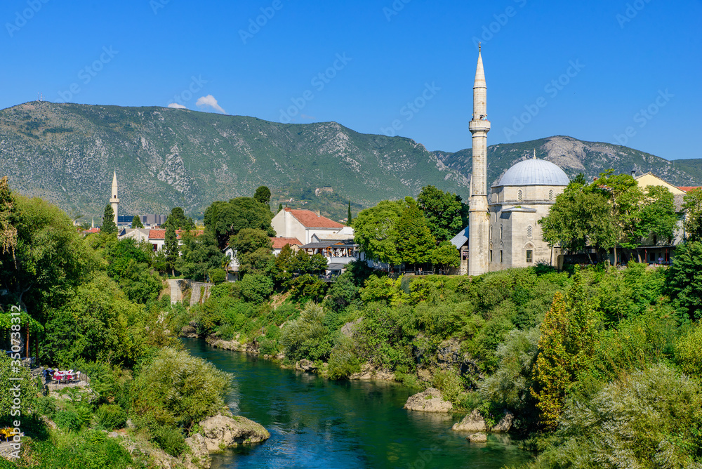 Fototapeta premium Old town of Mostar and Neretva River in Bosnia and Herzegovina