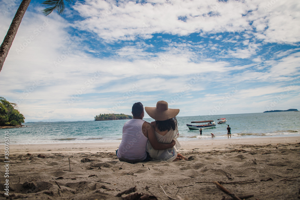 Fototapeta premium couple on the beach