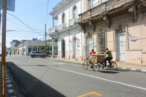 Vászonkép Honeymoon travel to cienfuegos cuba, historical place