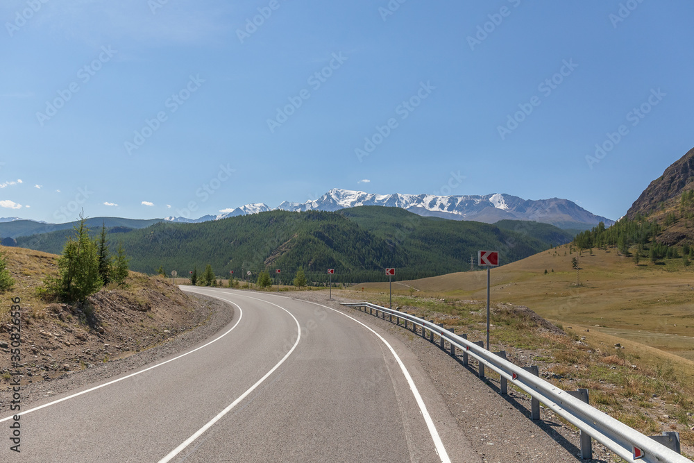 winding roadto Altai Mountains, Altai region, Siberia, Russia.
