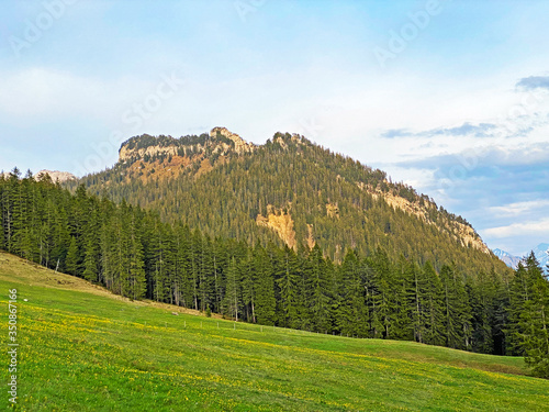 Alpine peak of Musflue in the Swiss mountain range of Pilatus and in the Emmental Alps, Alpnach - Canton of Obwalden, Switzerland (Kanton Obwalden, Schweiz) photo