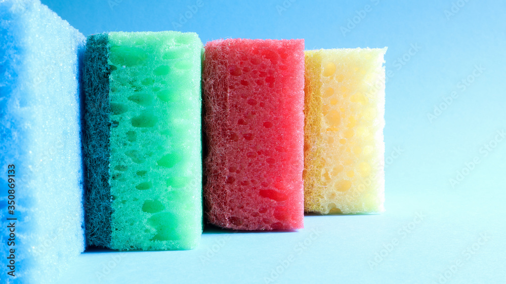Many blue, red, yellow, green sponges are used to wash and wipe the dirt used by housewives in everyday life. They are made of porous material such as foam. good detergent retention Many blue, red, yellow, green sponges are used to wash and wipe the dirt used by housewives in everyday life. They are made of porous material such as foam. good detergent retention