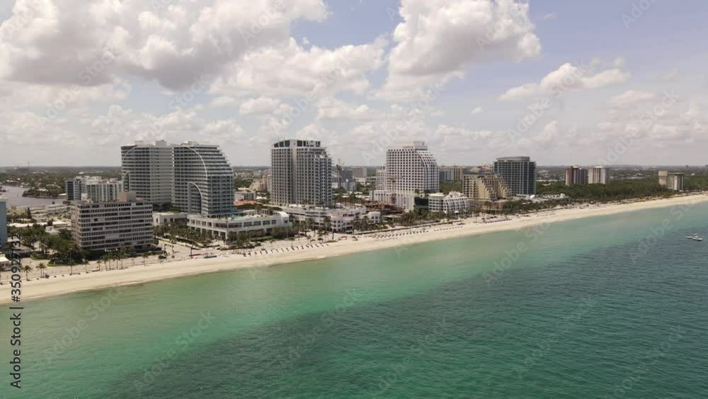 Aerial approach resorts in Fort Lauderdale FL Aerial approach resorts in Fort Lauderdale FL