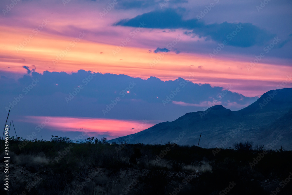 Obraz premium Sunset in the Desert