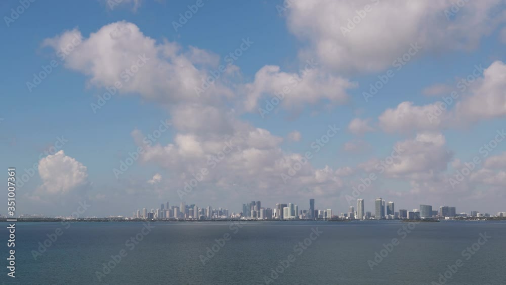 CITY CIUDAD MIAMI BAHIA SEA NUBES CITY CIUDAD MIAMI BAHIA SEA NUBES