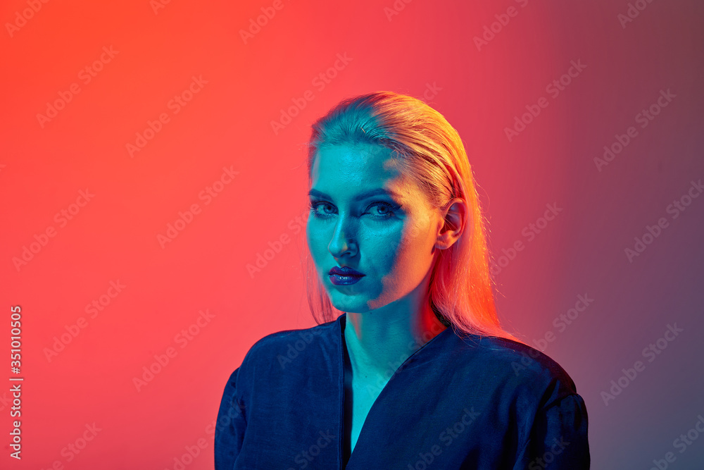Fototapeta premium Fashion photo-sessia with a beautiful girl. Bright make-up.