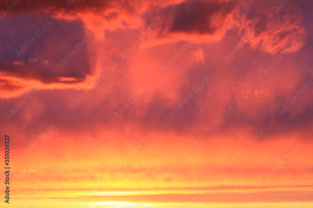 Obraz premium Red sky sunset color background