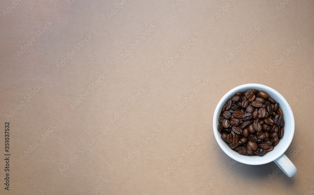 Fotografie Taza con granos de café