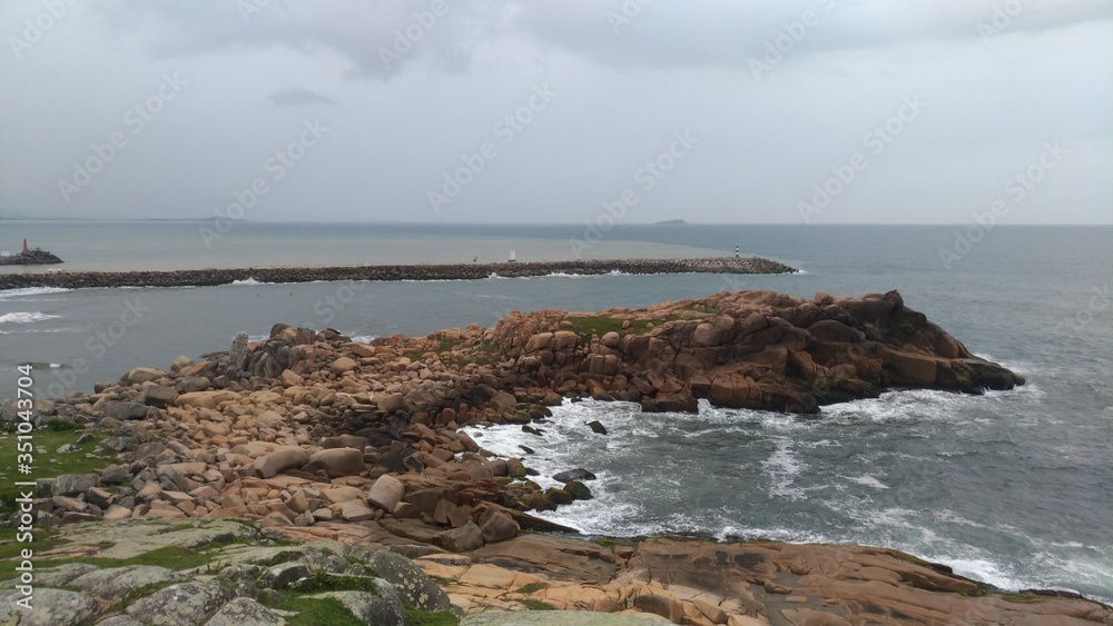 laguna beach with beautiful rocks in the sea laguna beach with beautiful rocks in the sea