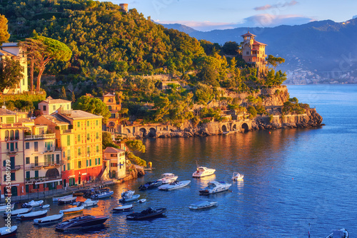 Canvas Print Portofino resort town on Mediterranean sea, Italy