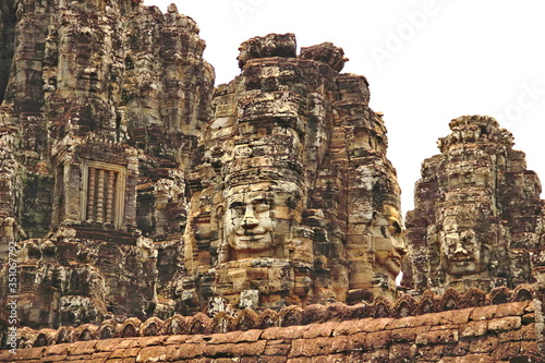 stone faces of angkor thom, bayon, angkor wat cambodia Jayavarman VII buddha