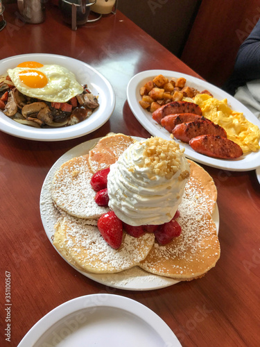 日本で大ブームになった、ハワイの有名なパンケーキ屋のパンケーキ。