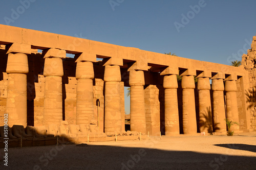 columns in karnak temple egypt