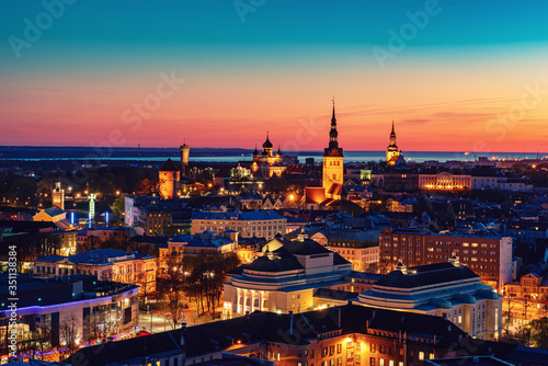 Fototapeta Naklejka Na Ścianę i Meble -  Tallinn view at sunset
