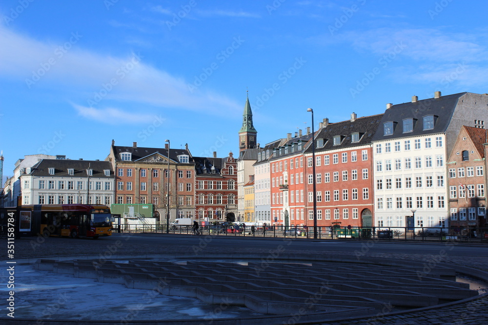 Fototapeta premium View of the city of Copenaghen, Denmark. Coloured houses on water.
