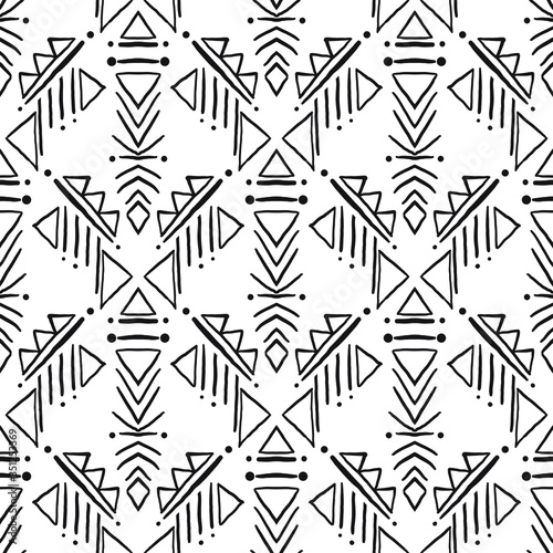 Hand drawn seamless vector bohemian pattern in black and white