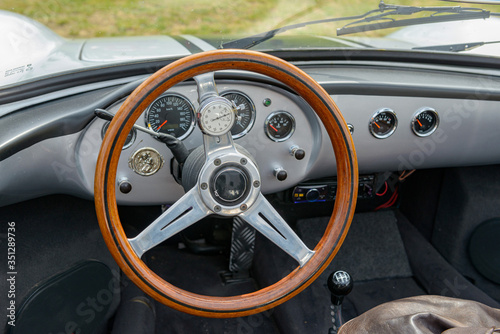 Oldtimer Cockpit © Stephan