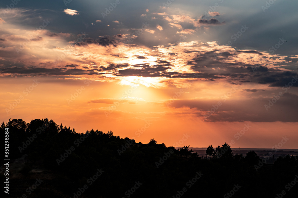 Obraz premium sunset over the mountains