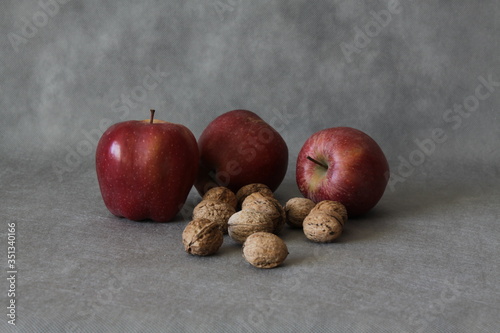 Ripeapples and nuts photo