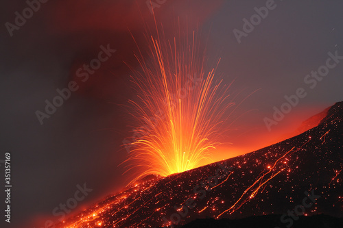 Indonesia, Anak Krakatau, Volcanic eruption