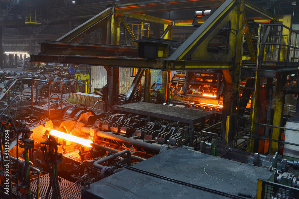 Interior of a tube rolling mill Interior of a tube rolling mill