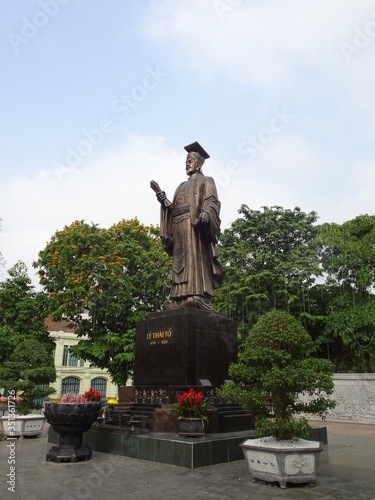 Vietnam Field Photos, Landscapes, Buildings, Statues and more