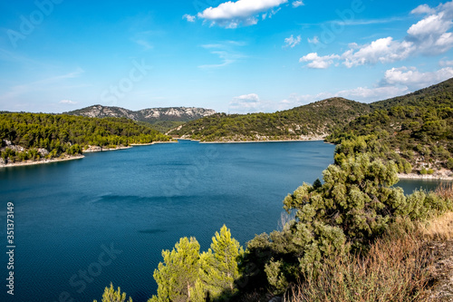 Frankreich, Provence-Alpes-Côte d'Azur, Saint-Marc-Jaumegarde, Südfrankreich in der Provence. Barrage De Bimont Talsperre in der Nähe von Aix-en-Provence