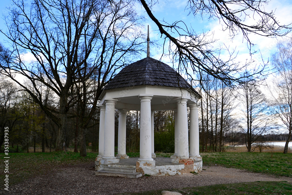 Naklejka premium Arbor. Hutten-Czapsky Manor. Stankovo, Belarus.