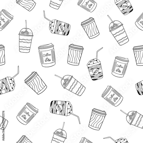 Black hand drawn cups of coffee to go on white background. Latte, cappuccino, americano. Seamless doodle food pattern.